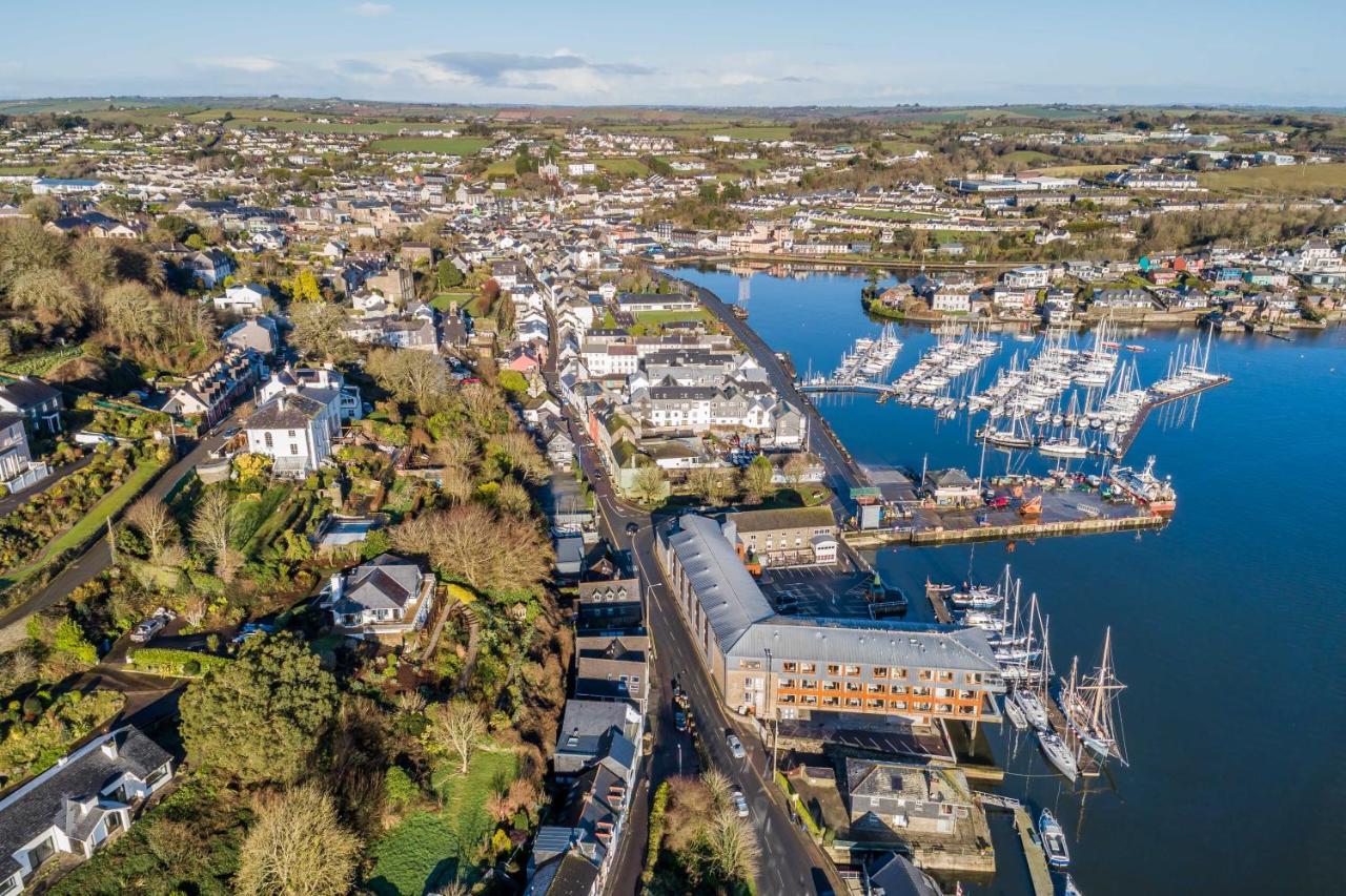 Ocean View,Kinsale, Hosted By Exquisite Holiday Homes, Sleeps 22 Buitenkant foto