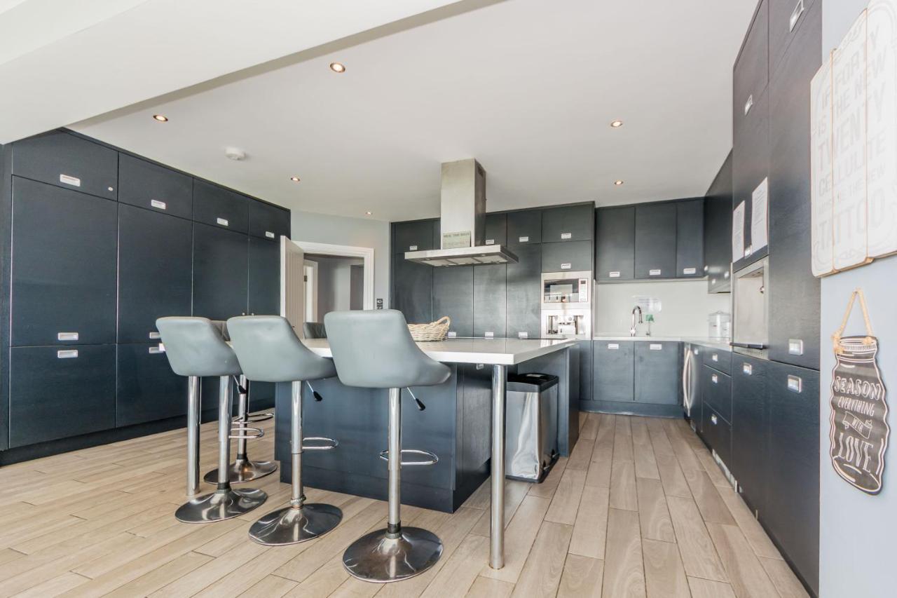 Ocean View,Kinsale, Hosted By Exquisite Holiday Homes, Sleeps 22 Buitenkant foto